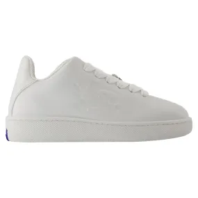 Box Sneakers - Burberry - Leather - White Relaxed Motion