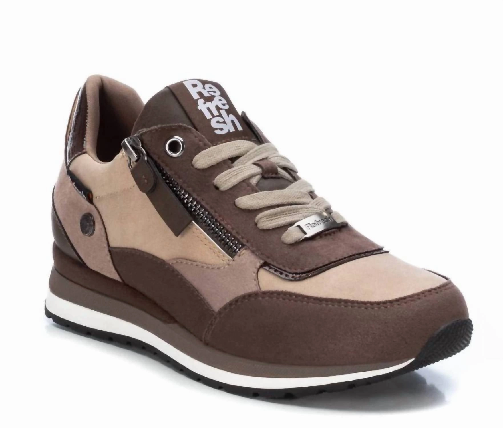 comfortable socks Women's Lace-Up Sneakers In Brown