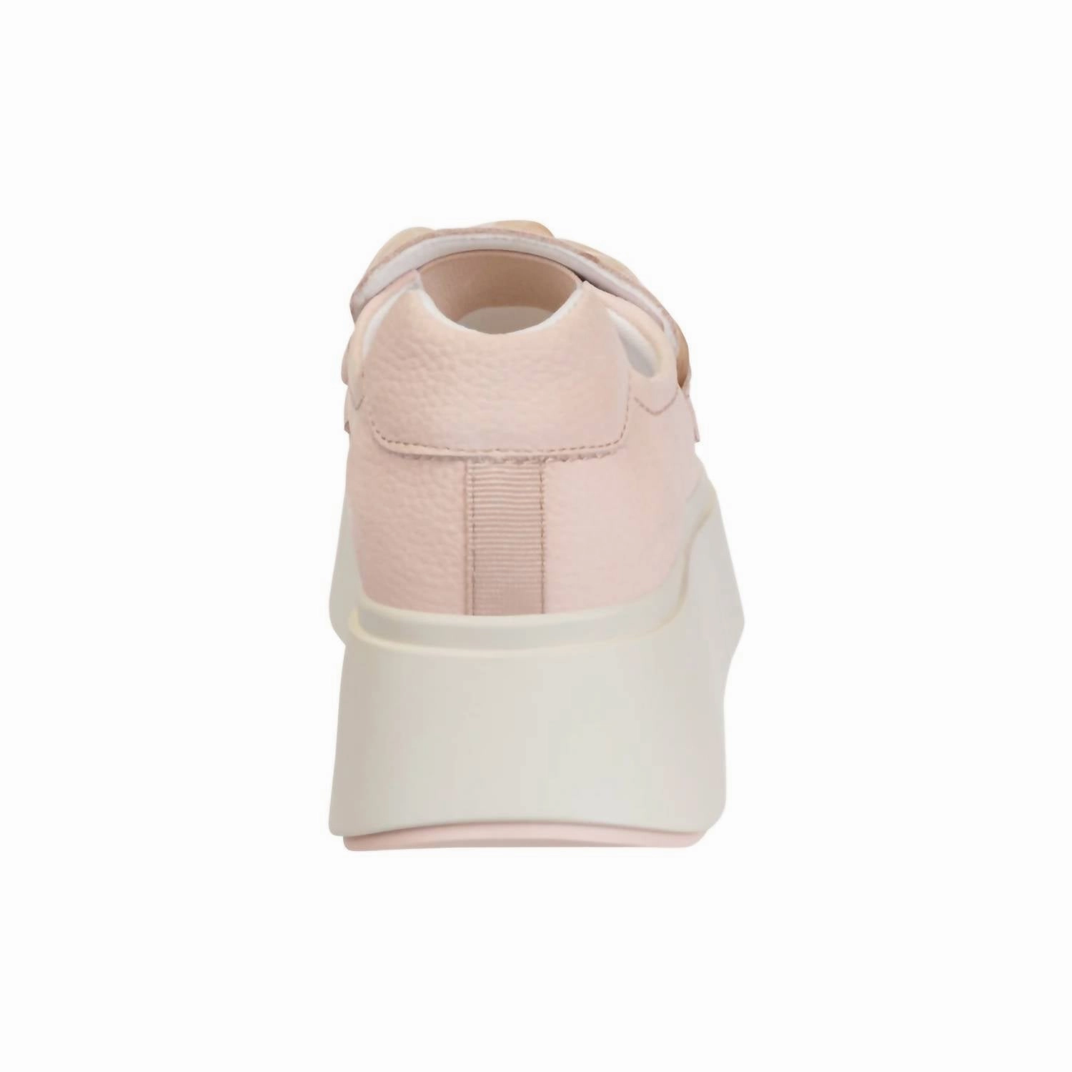 Urban Run Women's Princeton Platform Sneakers In Rosette