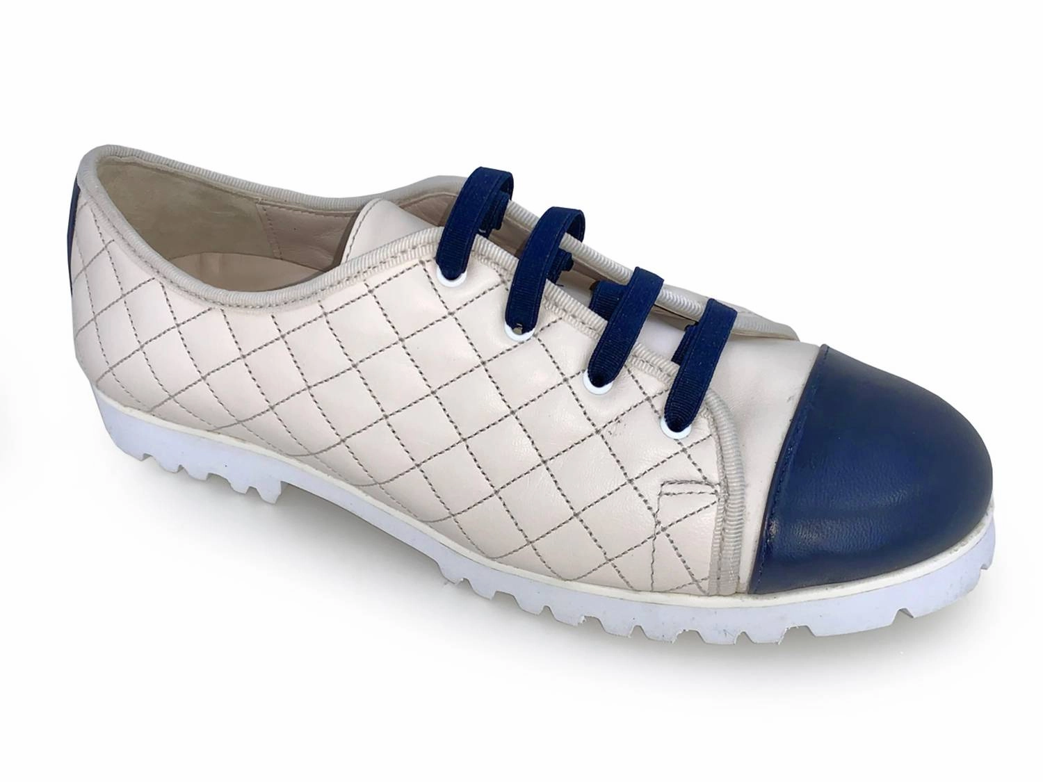 Luxe sole Women's Sos Athleisure Shoes In Navy/ivory