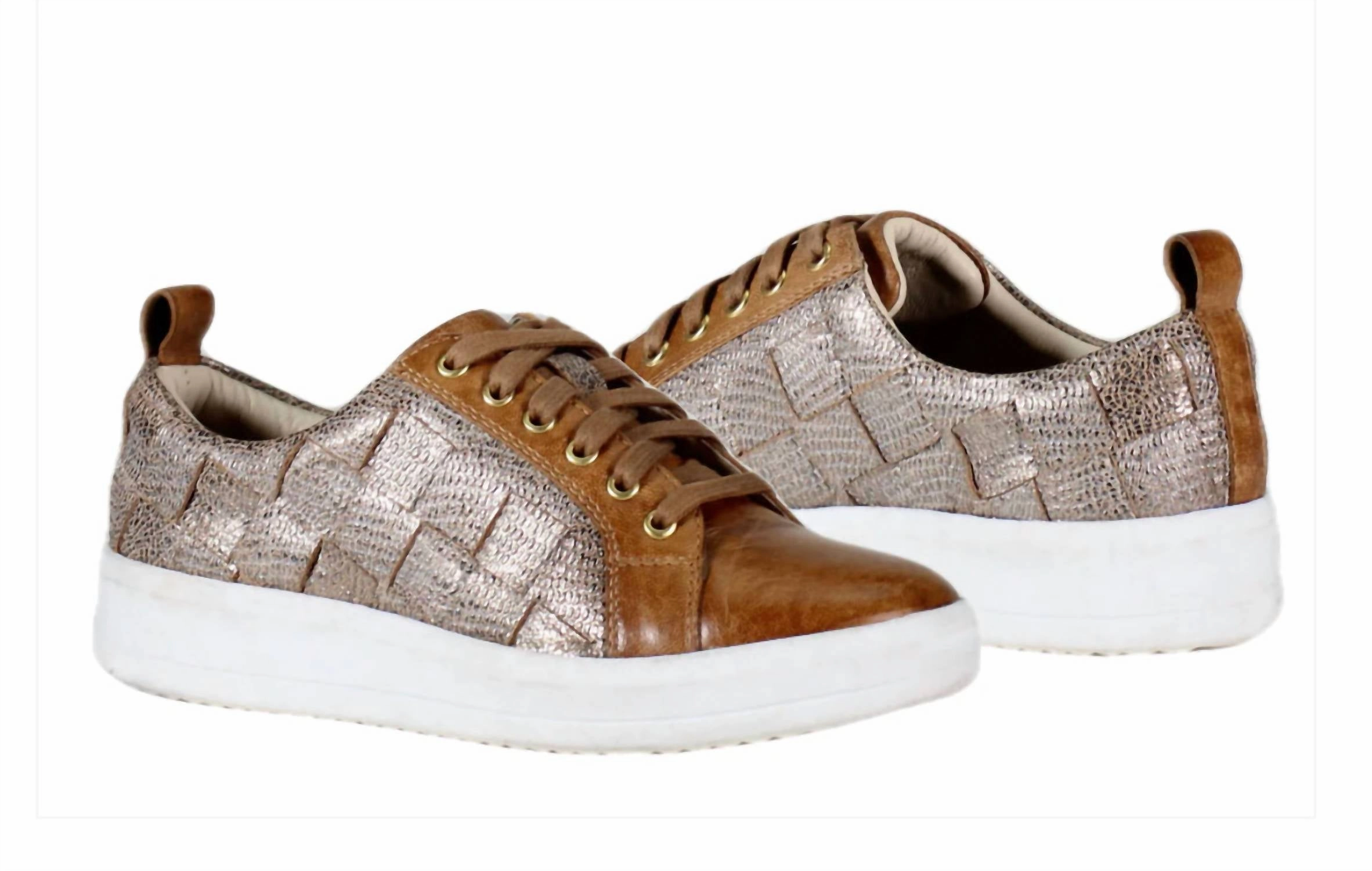 Leather Reinforced Heel Cup Women's Yuli Ana Sneakers In Tan Silver