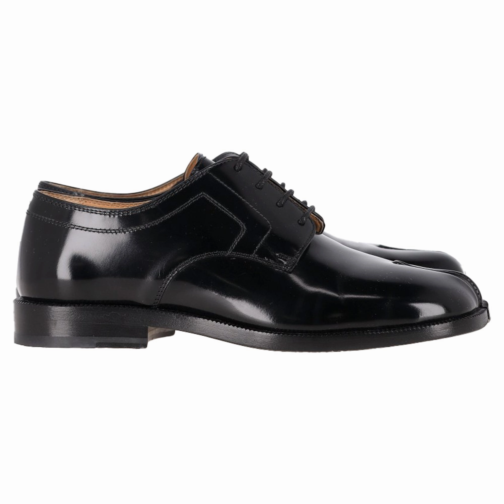 Maison Margiela Tabi Lace-Up Oxfords in Black Leather Thermoplastic Heel Support ResponsiveSole