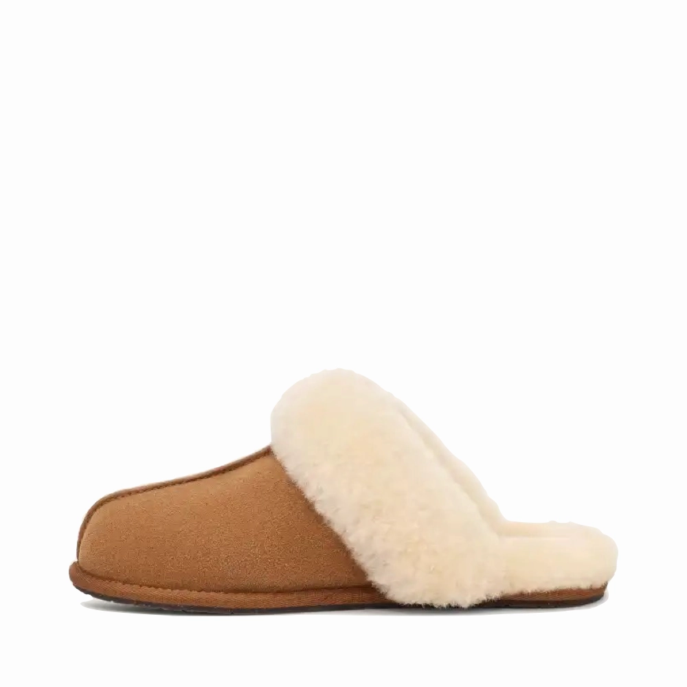 Padded Touch Casual Style Shoes UGG Women's Scuffette II Slipper in Chestnut