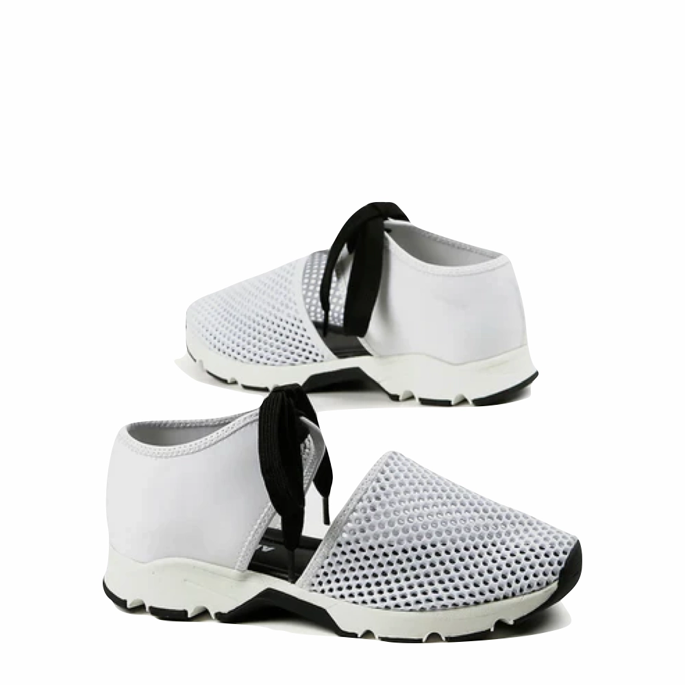 All Black Women's Amazing Mesh Sneaker in White Relax Mood