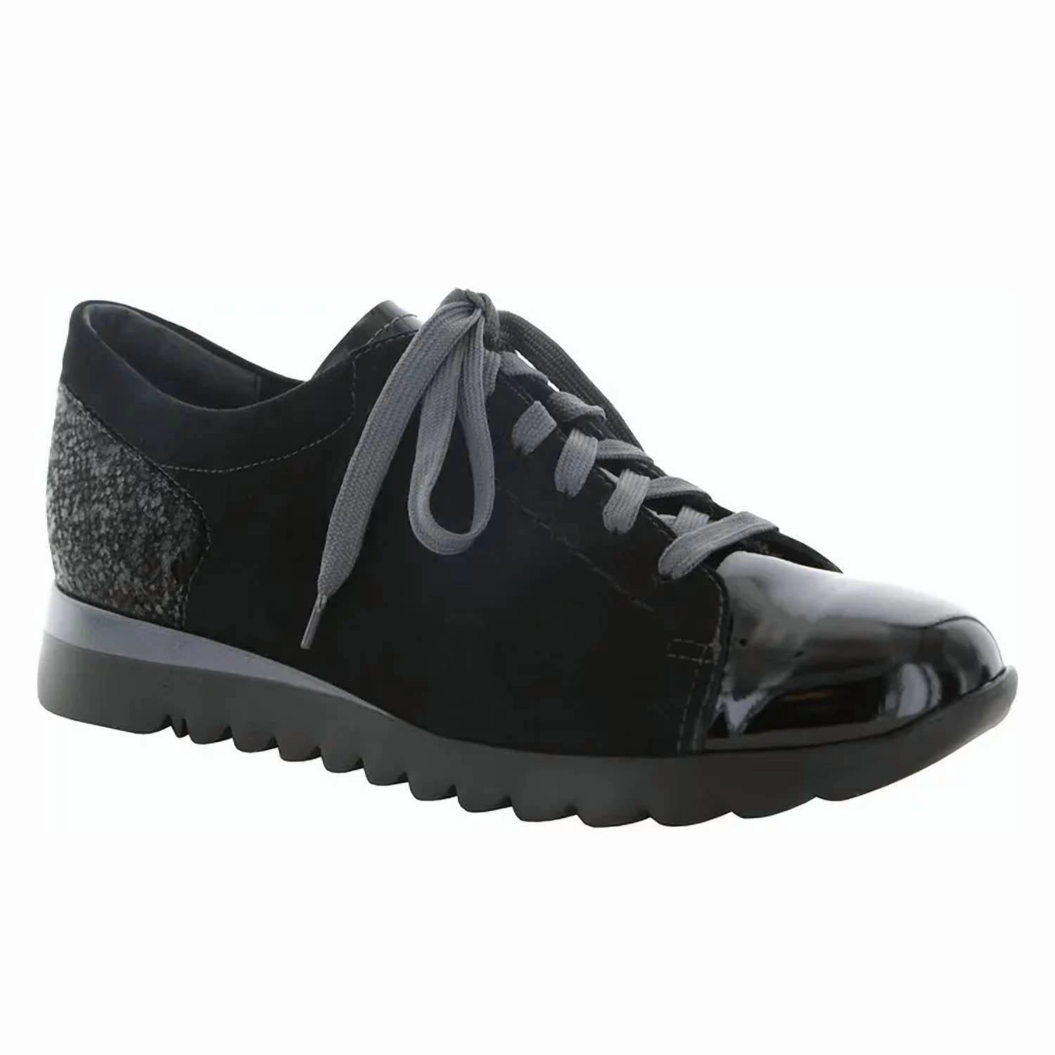 Sleek Option SculptedDesign Women's Kellee Sneaker In Black Patent/suede