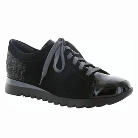 Sleek Option SculptedDesign Women's Kellee Sneaker In Black Patent/suede