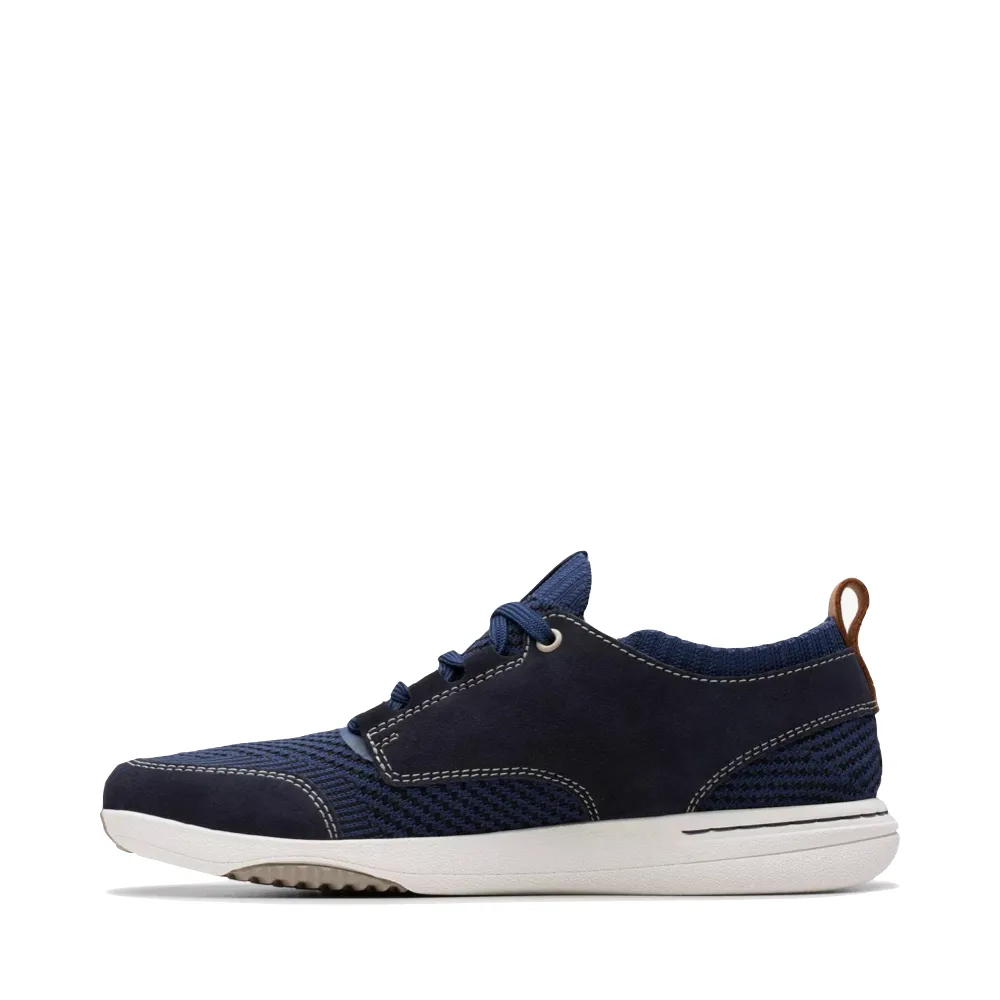 Flat Finish Clarks Men's Easeway Sport Sneaker in Navy Combination