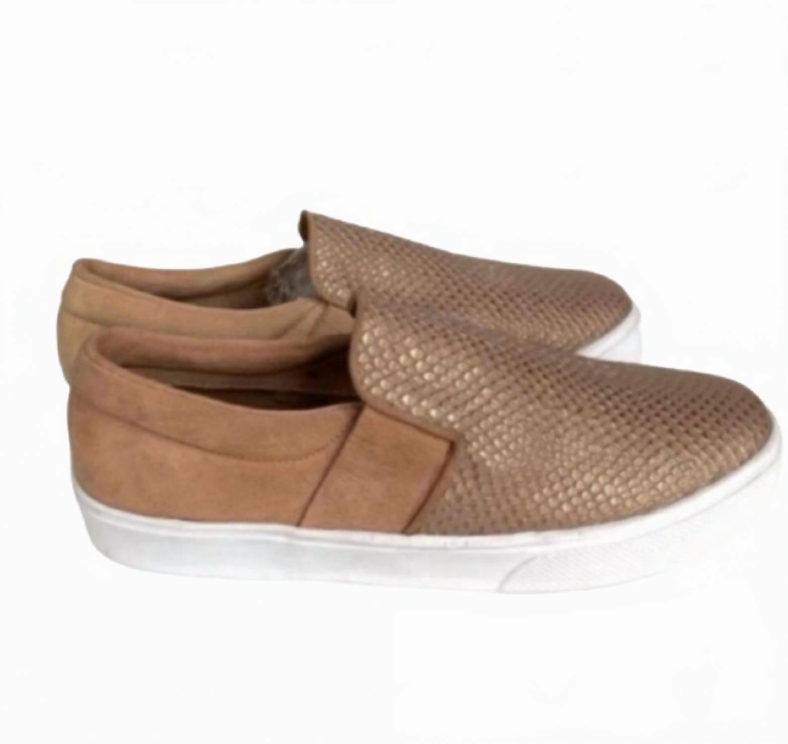 Santa Fe Metallic Embossed Sneaker In Pink Maximum arch Subtle Tread