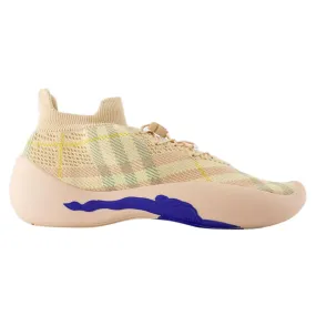 Orthopedic friendly Neptune Sneakers - Burberry - Synthetic - Pink