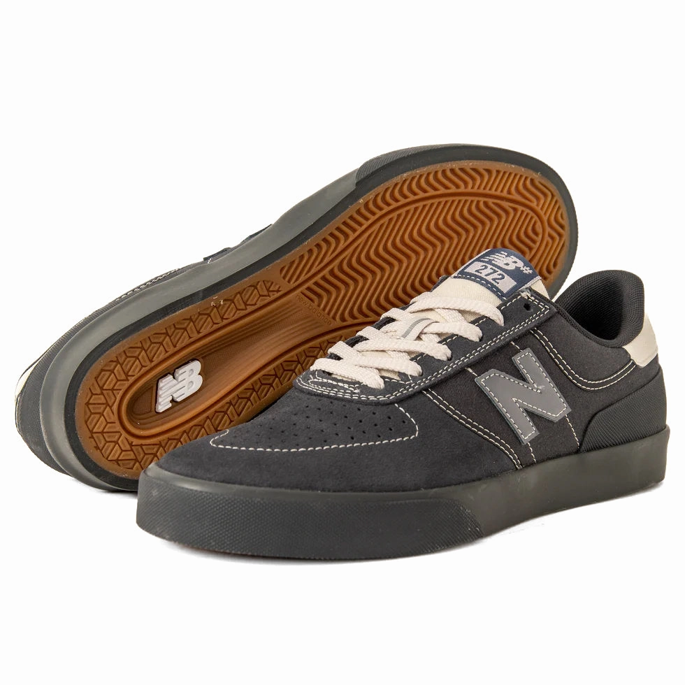 New Balance - 272 BNG (Black/White) *SALE Training Friendly competition equipment