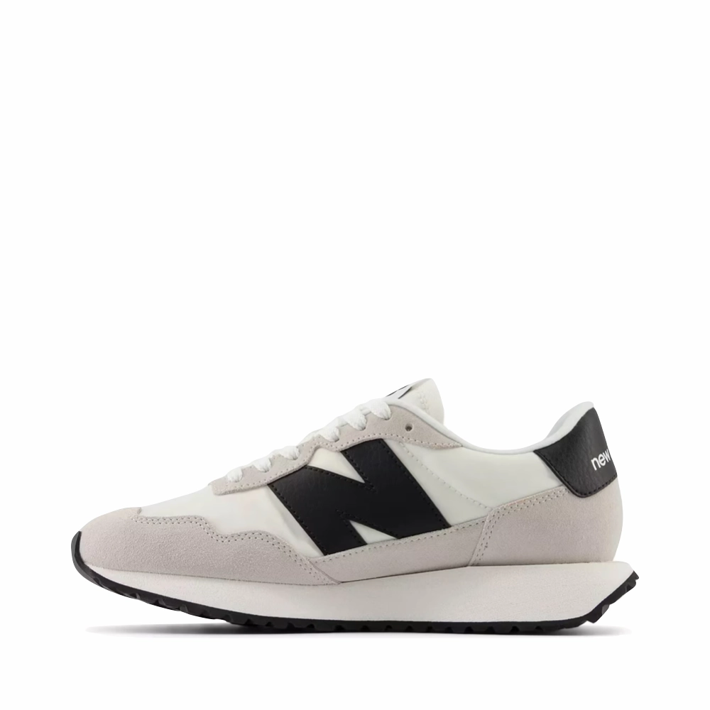 Event Go Lifestyle Design New Balance Women's 237 Sneaker in Sea Salt with Black