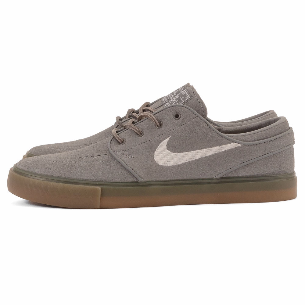 low - profile - feature shoes Nike SB - Zoom Janoski OG  (Cool Grey/White)