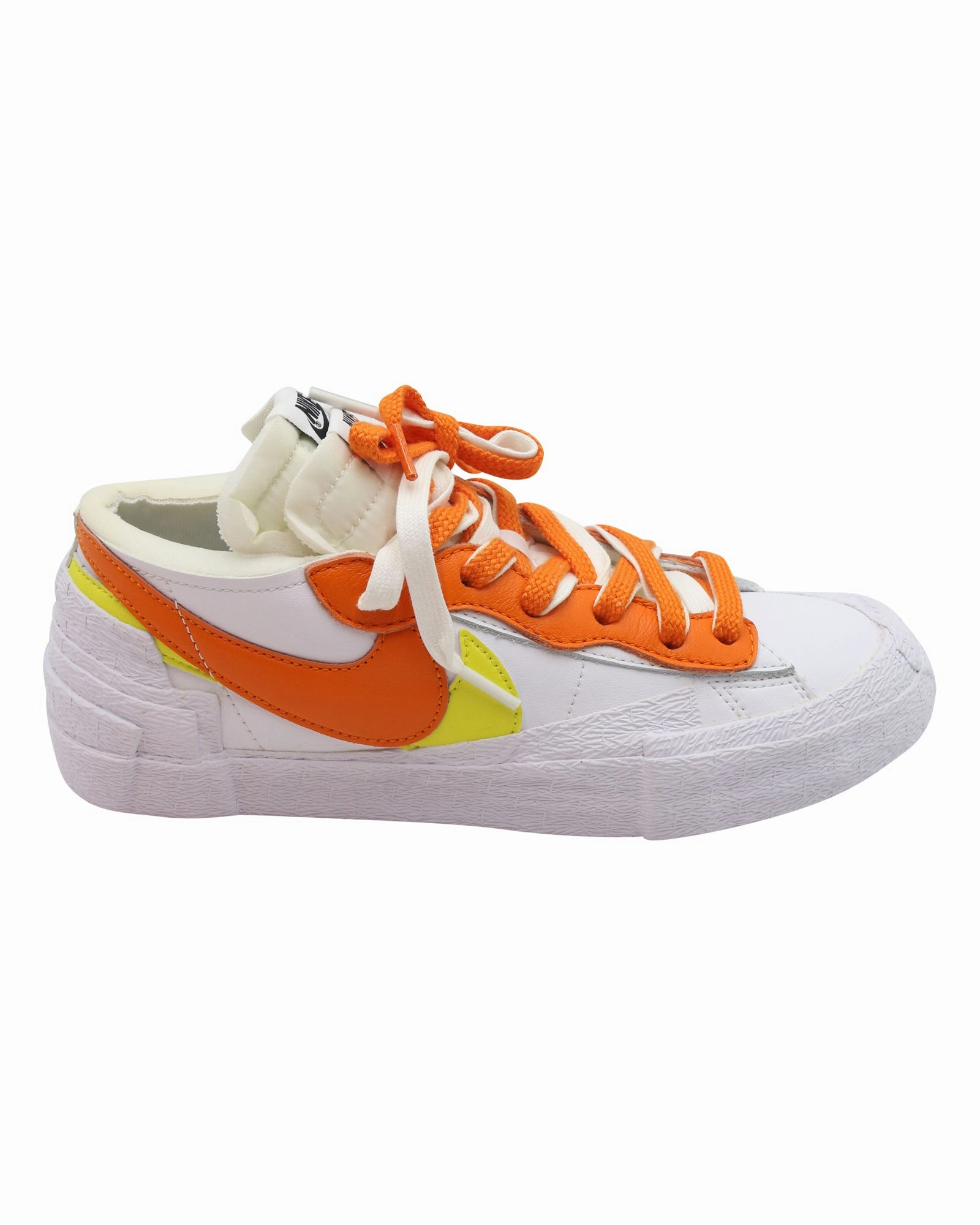 Seamless Upper Adjustable Fit System Nike x Sacai Blazer Low in Magma Orange Leather
