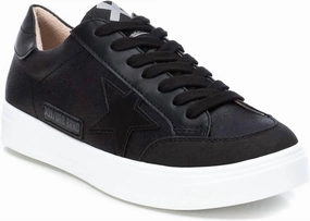 Women's Lace-Up Sneakers In Black Cushion Frame Function driven