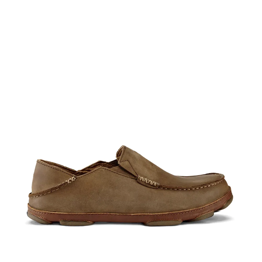 Flat Outsole OluKai Men's Moloa Moc Leather Slip On Shoes in Ray