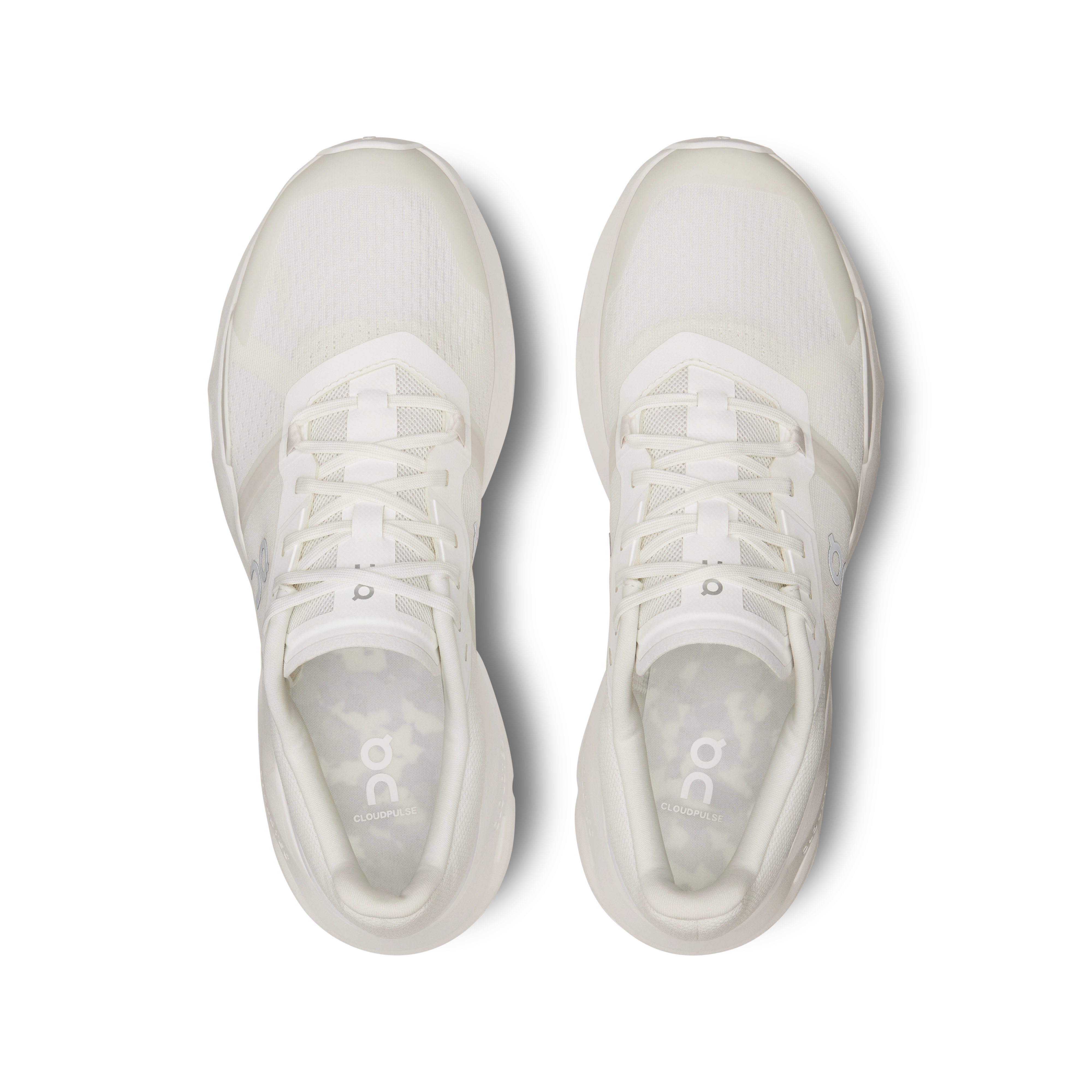 On Running Men's Cloudpulse Shoes - White / Frost Wide Base Adaptable to different foot shapes