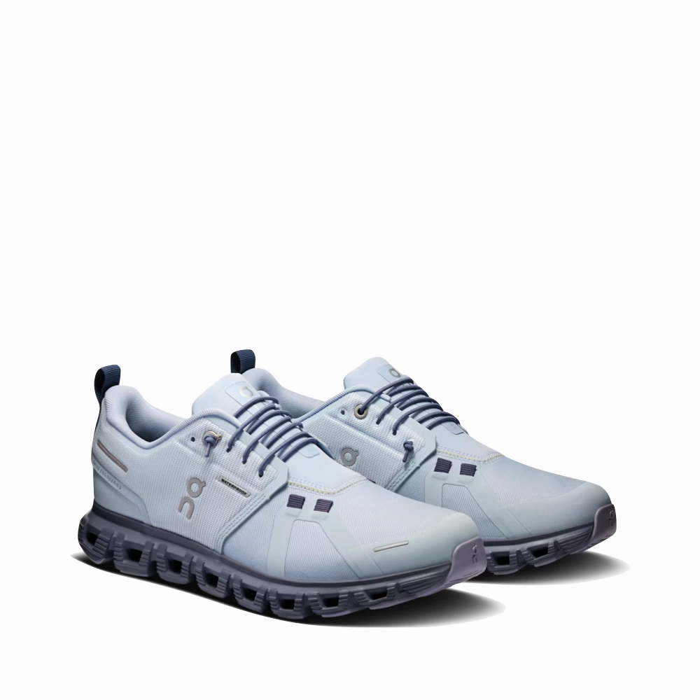 Comfy Layers On Women's Cloud 6 Waterproof Sneaker in Heather/Metal