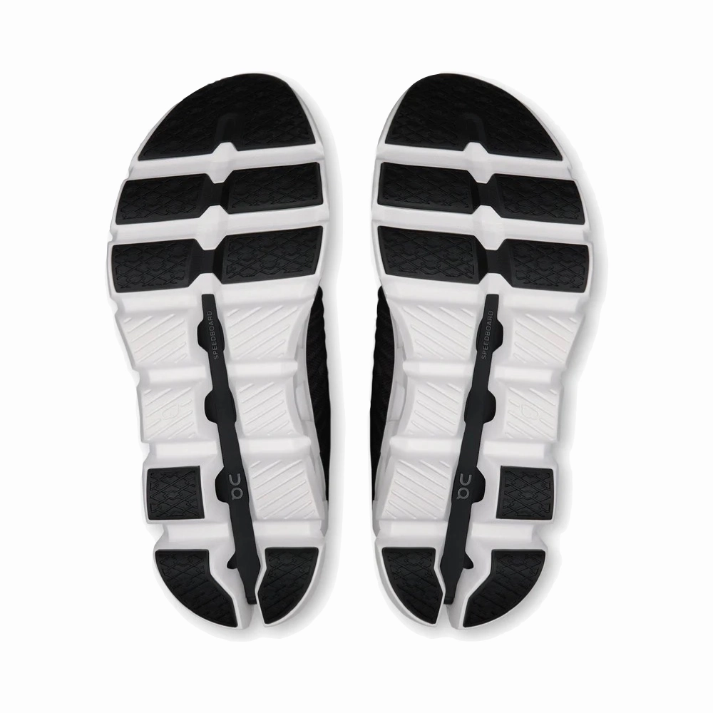 Timeless Comfort Morning Ready On Women's Cloudswift 4 Sneaker in Black/White