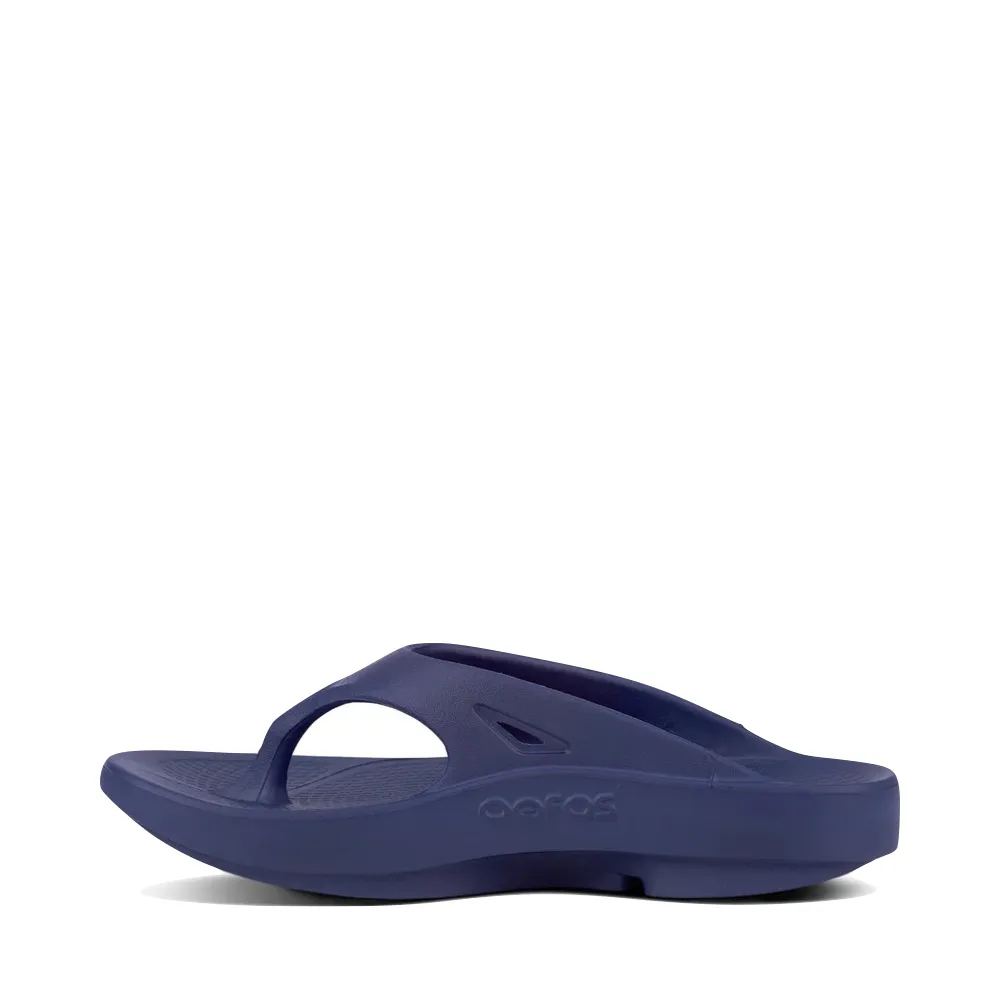 OOfos OOriginal Thong Sandal in Navy SoftMaterial