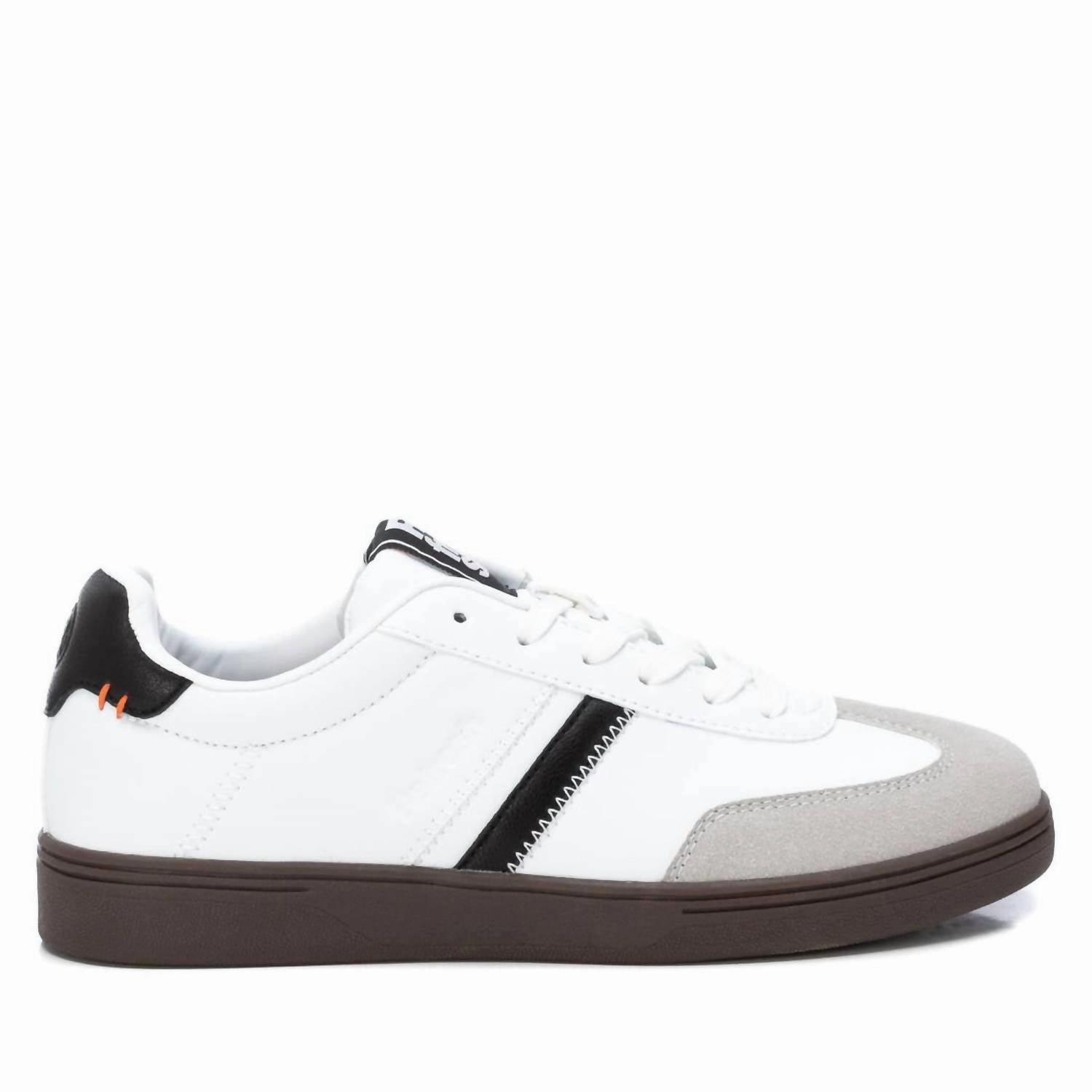 Gym Routine Classic Silhouette Women's Casual Sneakers In White