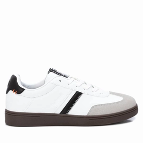Gym Routine Classic Silhouette Women's Casual Sneakers In White