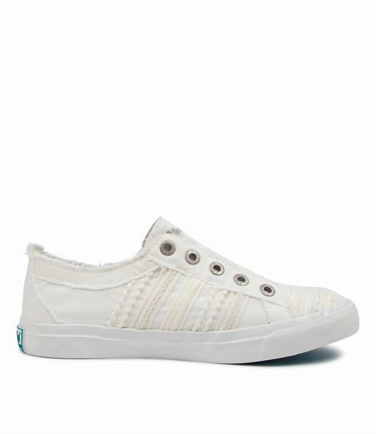 Vegan Material Technology Women's Parlane Sneaker In White