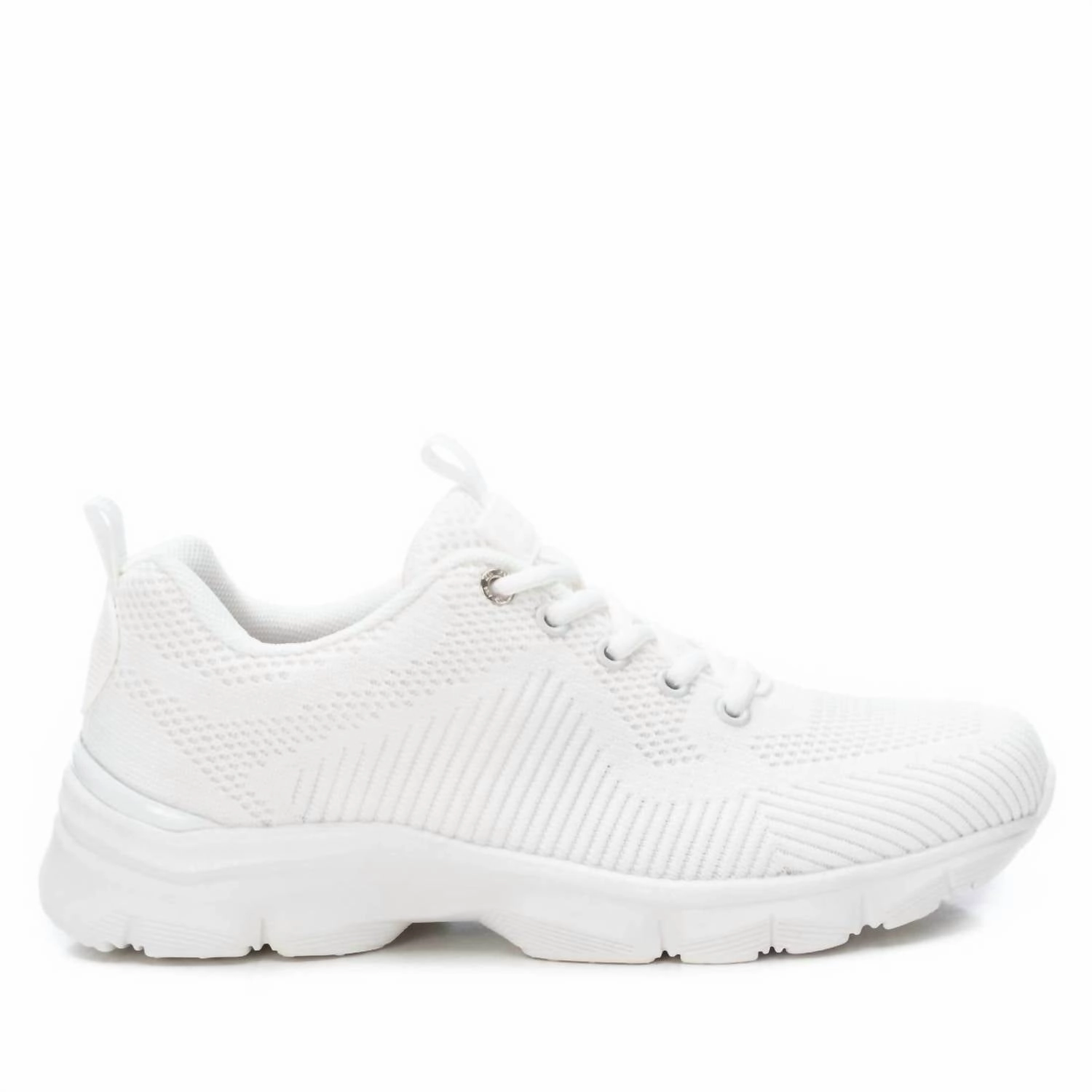Women's Lace-Up Sneakers In White Classic Touch