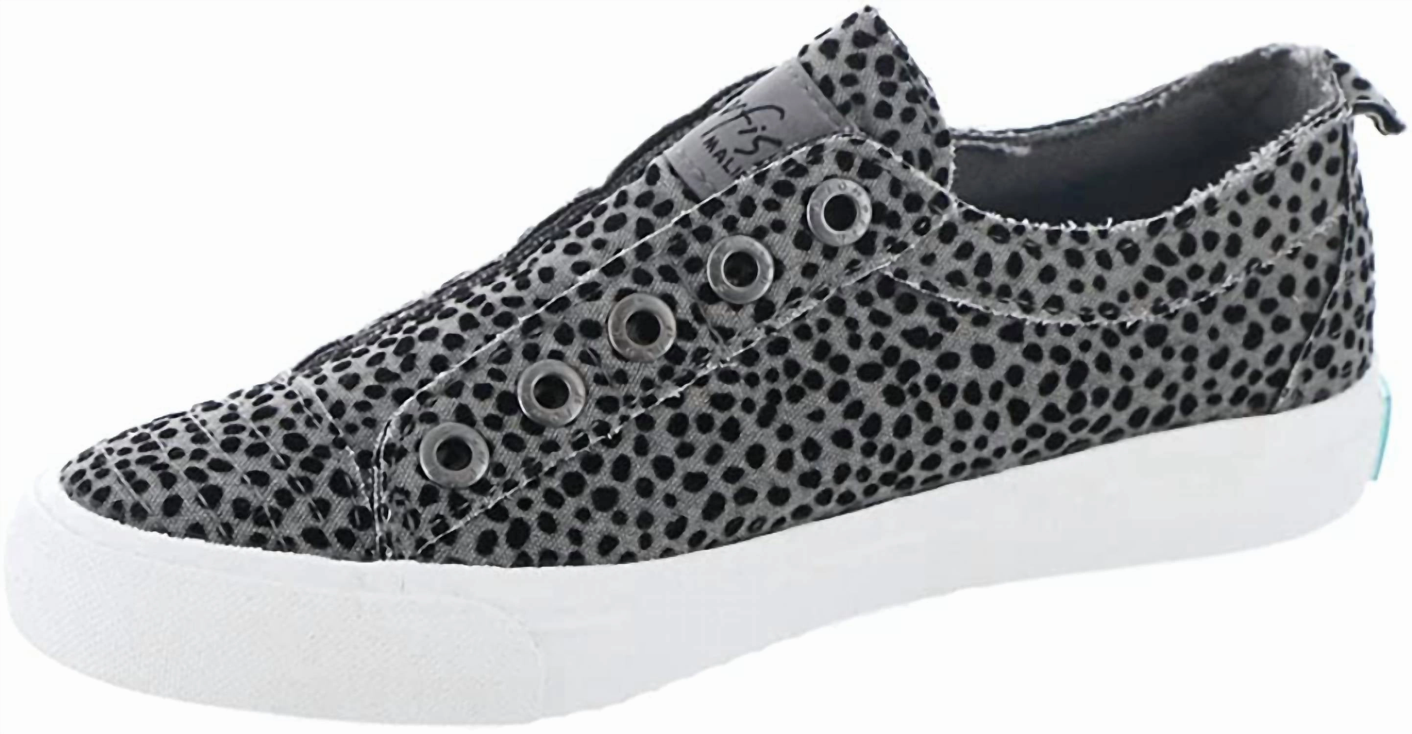 Playwire Sneakers In Grey Pixie Cat Mid Cut Lace Up Closure Systems