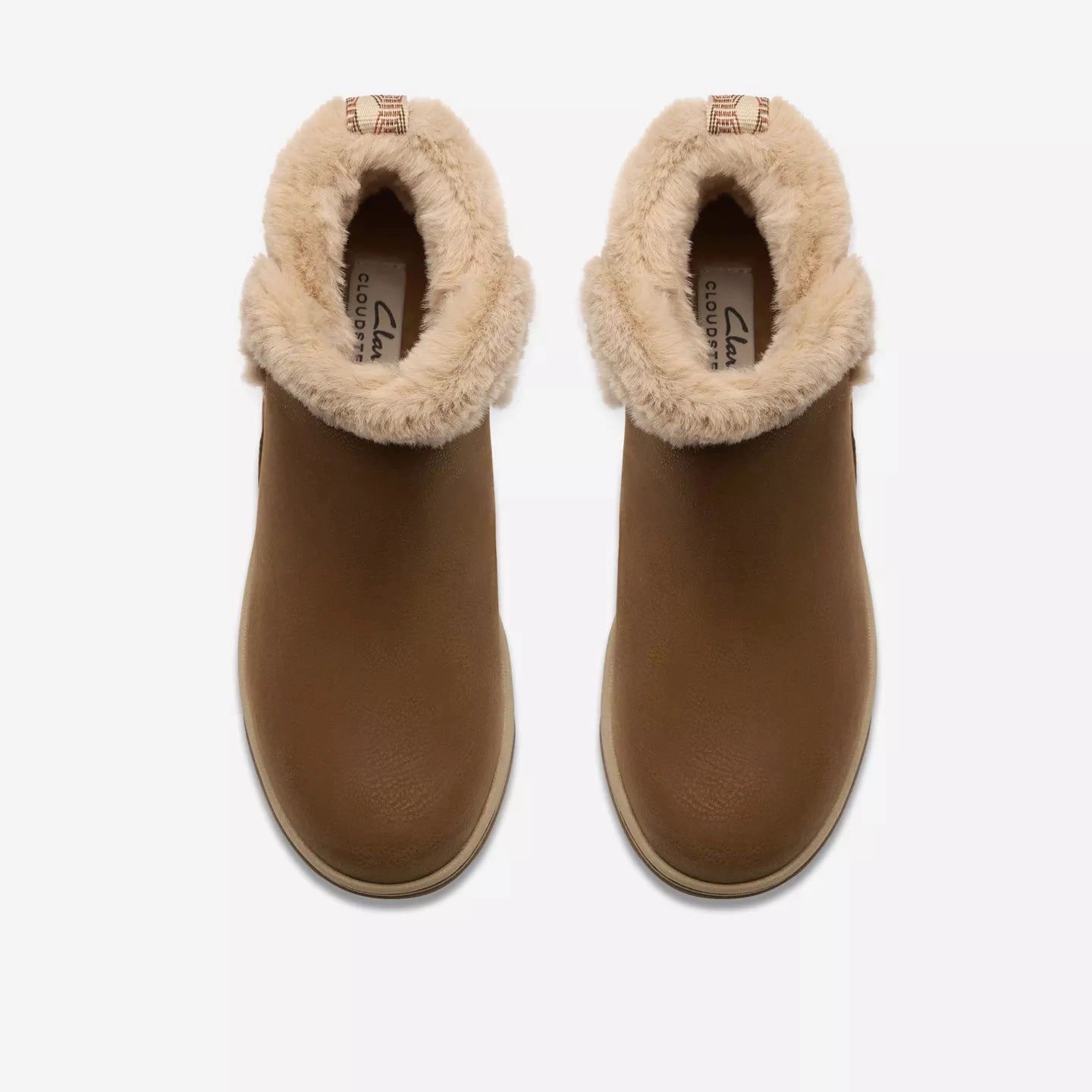 day trip Range Hike Clarks Women's Breeze Fur Boot in Dark Tan Combination