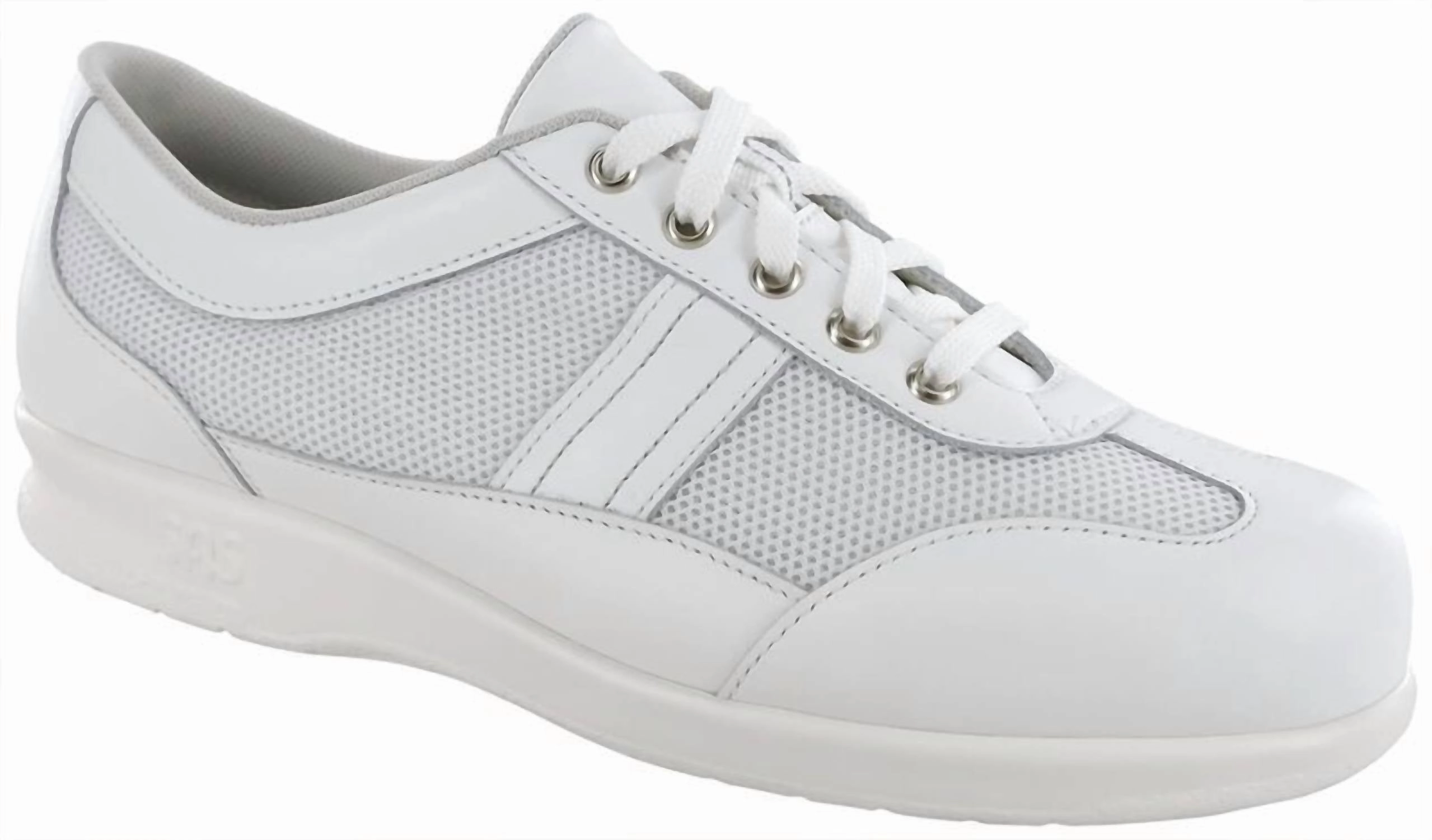 Memory Foam Adaptation Women's Ft Mesh Walking Shoe In White