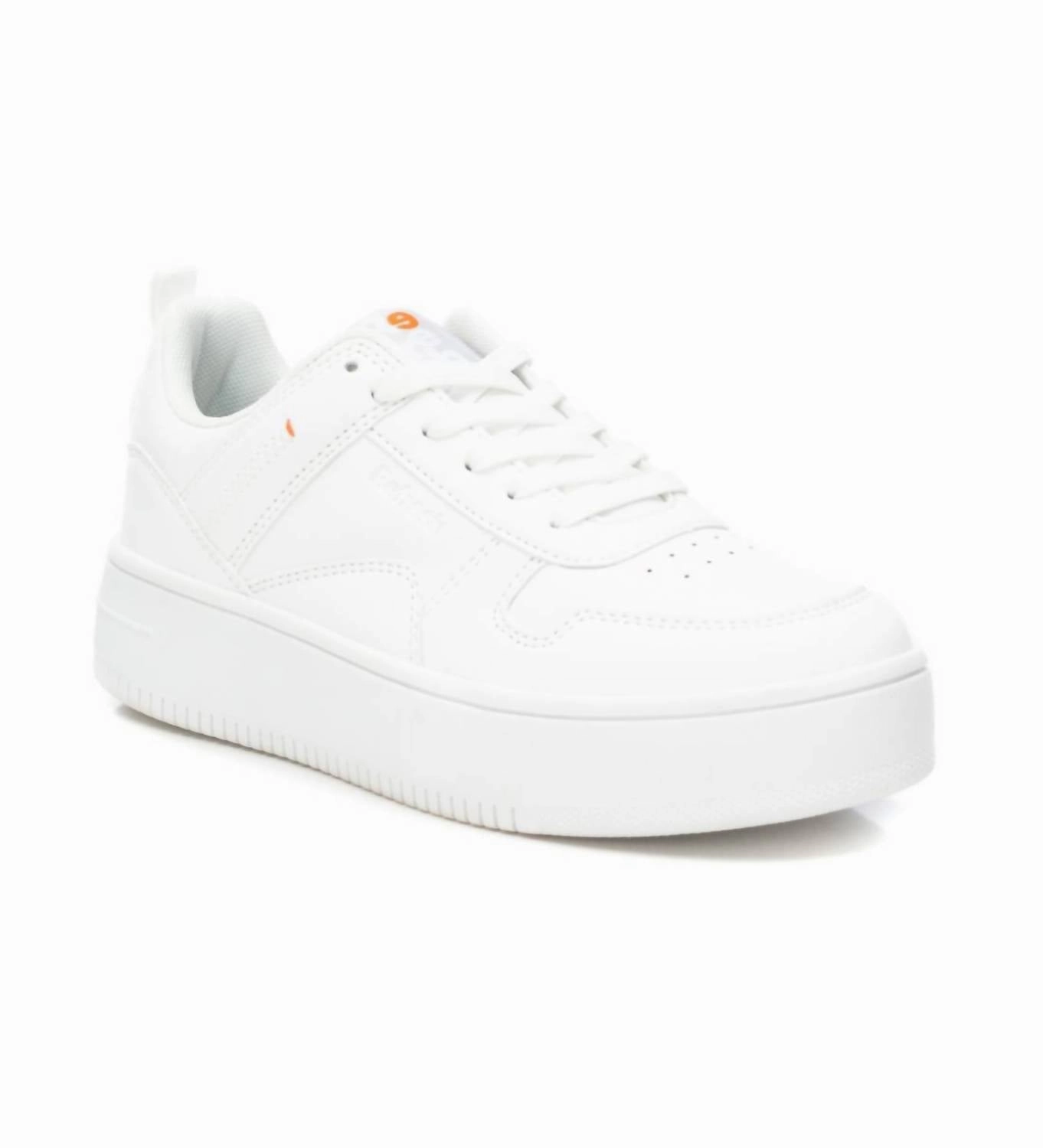 Cushioned Tongue Fast Outing Women's Lace-Up Sneakers In White