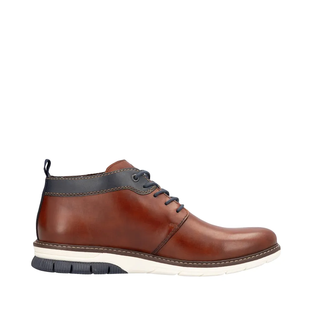 Light Hike Rieker Men's Dustin 17 Boot in Peanut Brown