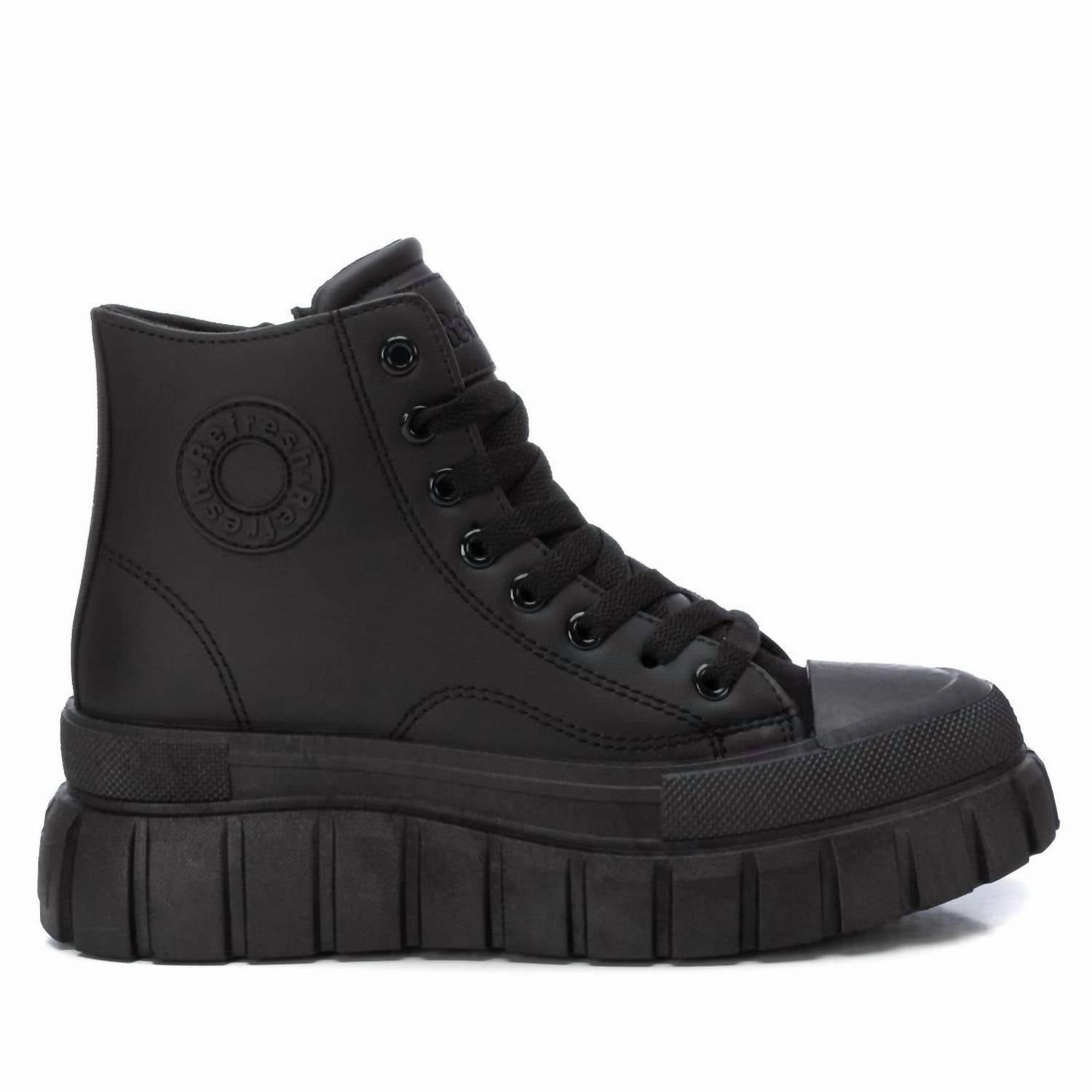 Women's Casual High Top Sneakers In Black City Runner