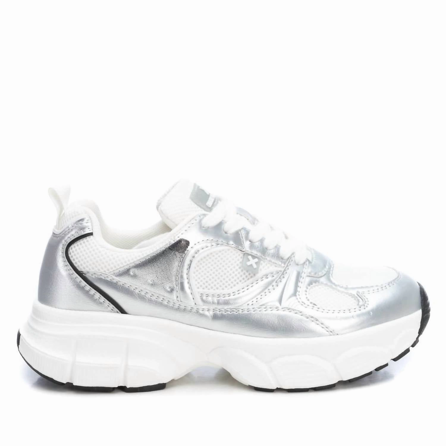 Women's 143260 Round Toe Sneakers In Silver Foam Injection Molding Running Track