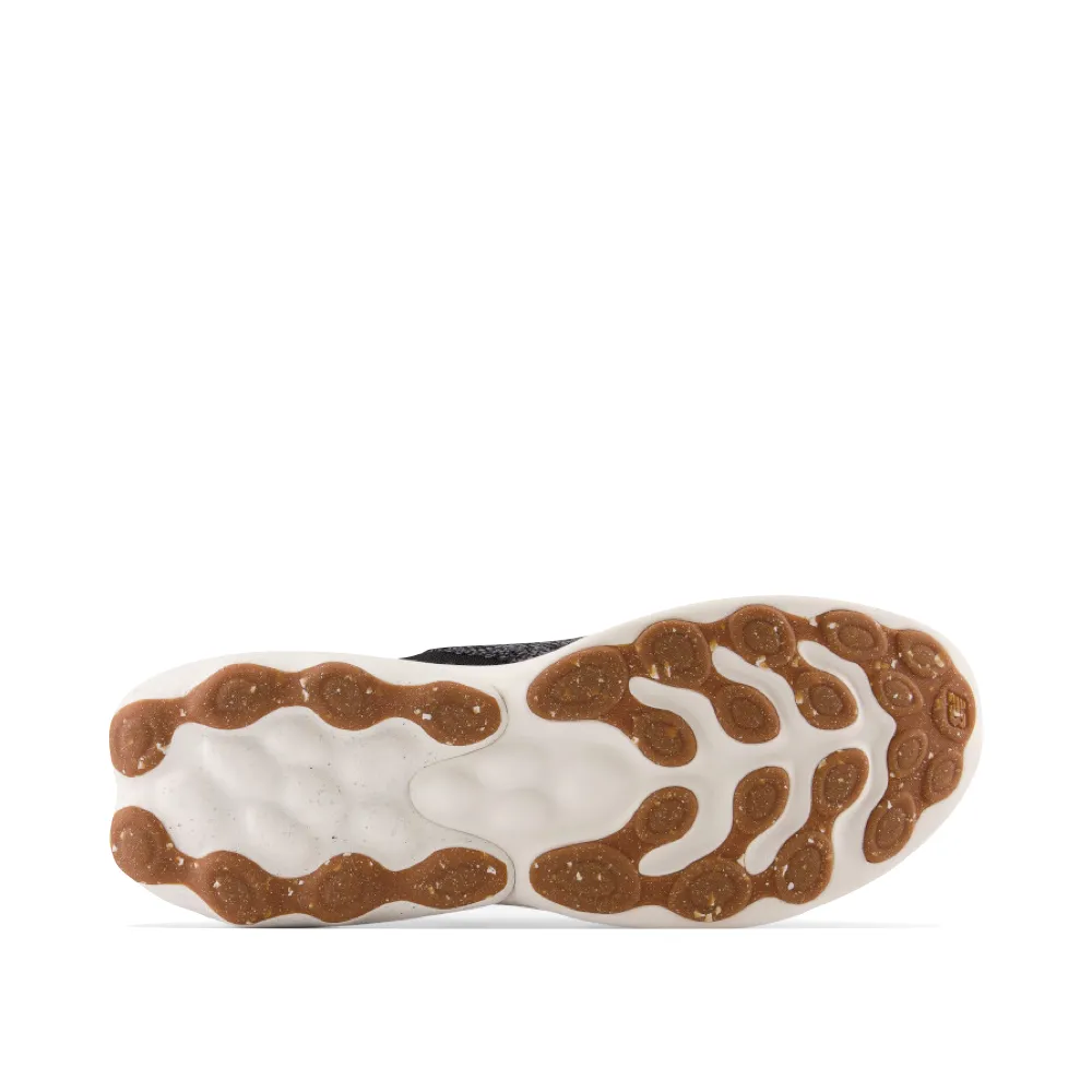 New Balance Men's Fresh Foam Roav Elite V1 Sneaker in Black Sea Salt Ergo Build