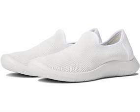 Gaia Slip On Sneaker In White Endurance Ready Padded Tongue Construction