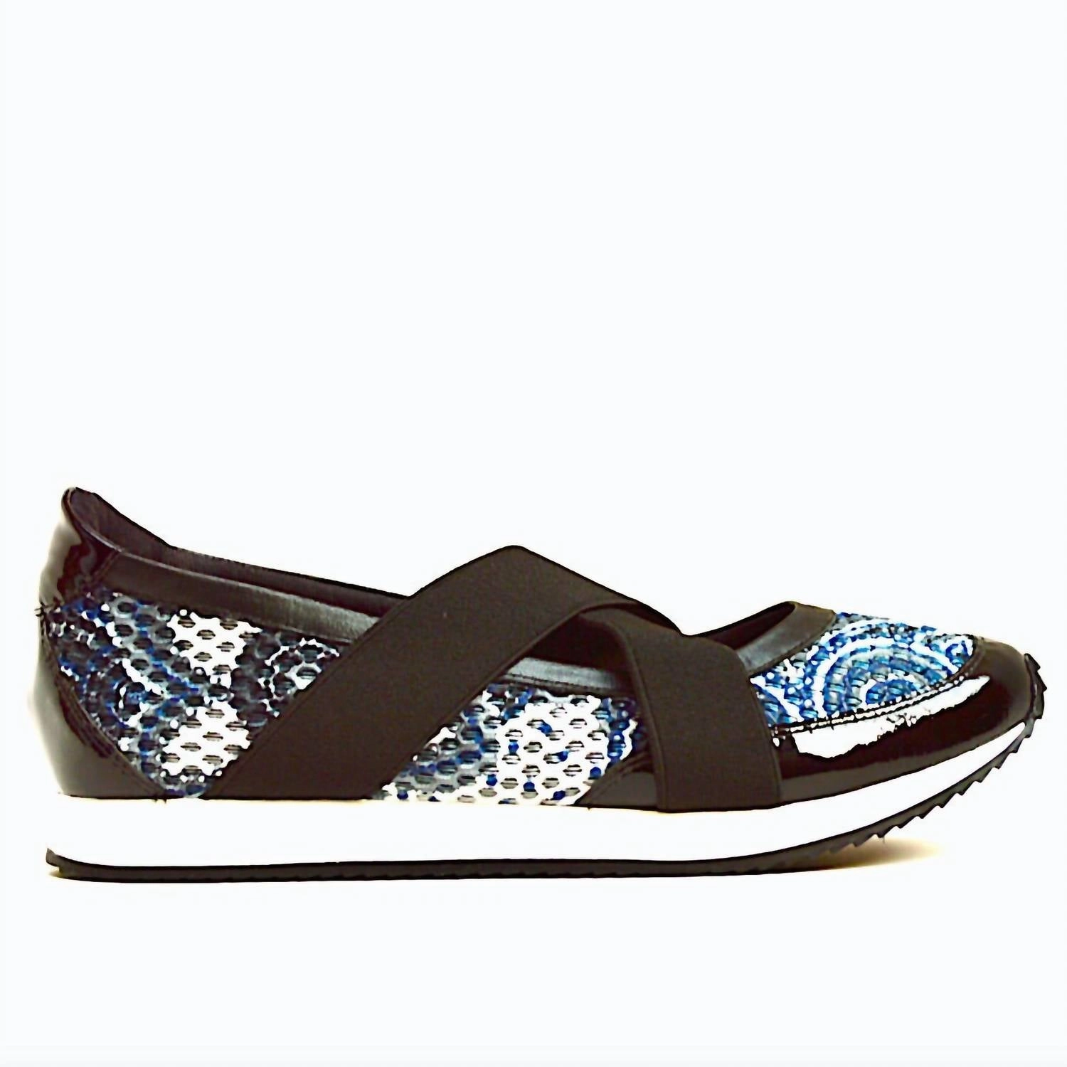 Women's Tuck Walking Shoes In Patent Black / Blue Mesh ventilation channels Hyperlock Heel Counter