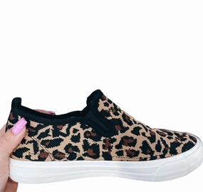 Long Lasting Traction Women's So Fly Leopard Slip On Sneakers