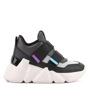 Space Kick Neutral Stance Platform