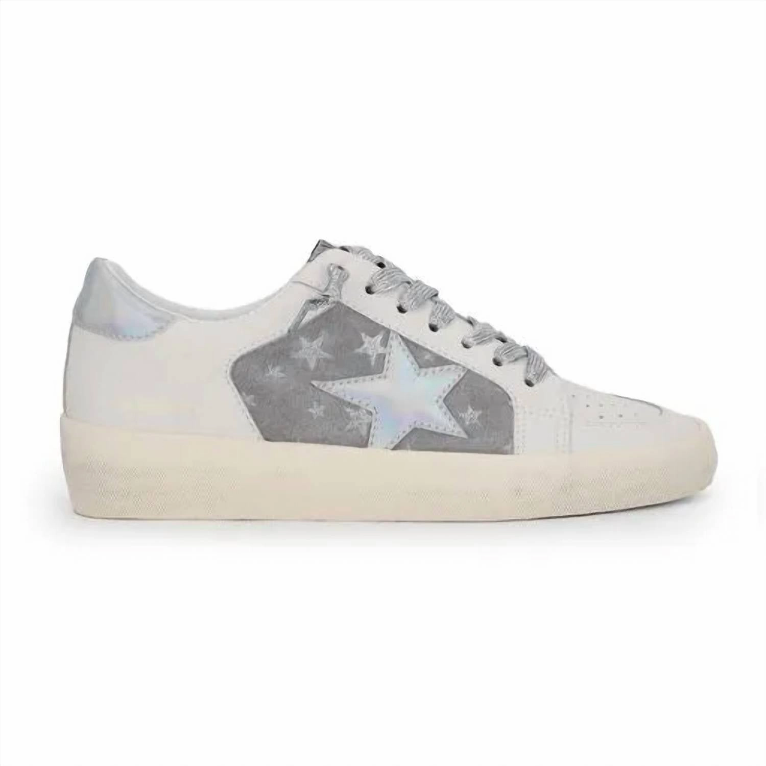 Travel Day Women's Reflex Sneaker In Silver Stars