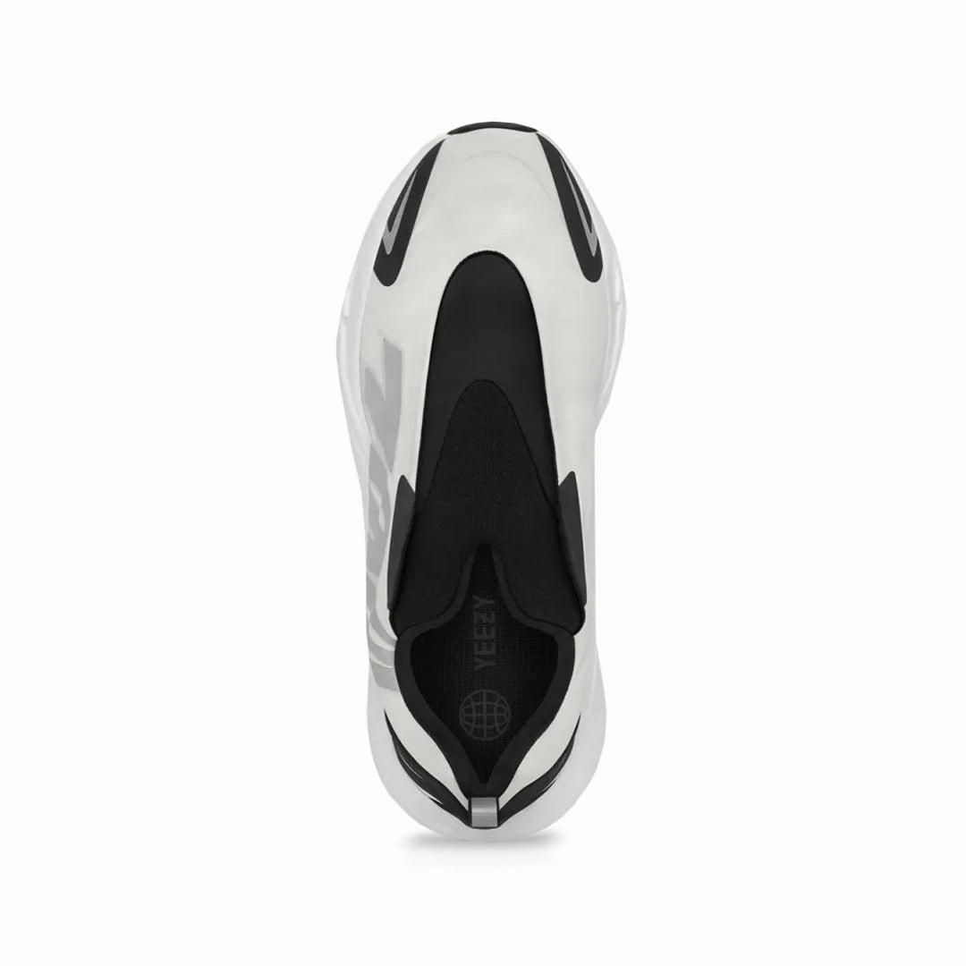 Flexibility adidas - Unisex Yeezy 700 MNVN Shoes (IG4798)