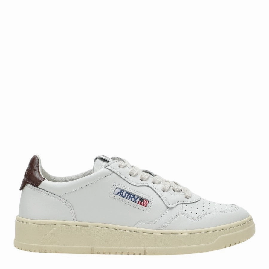 Quick Dry Material Technology Autry Medalist Leather Low-Top Sneakers