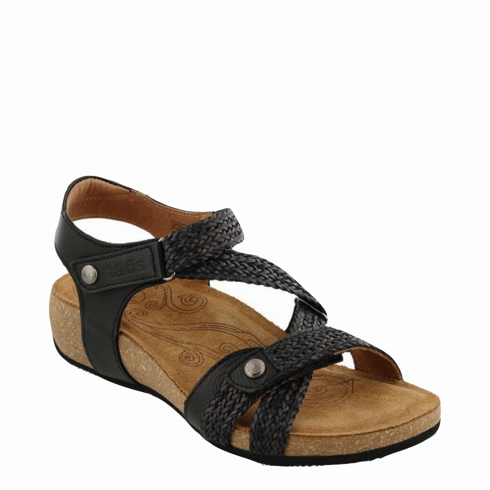 Urban Look Relaxed Walk Taos Women's Trulie Strap Sandal in Black