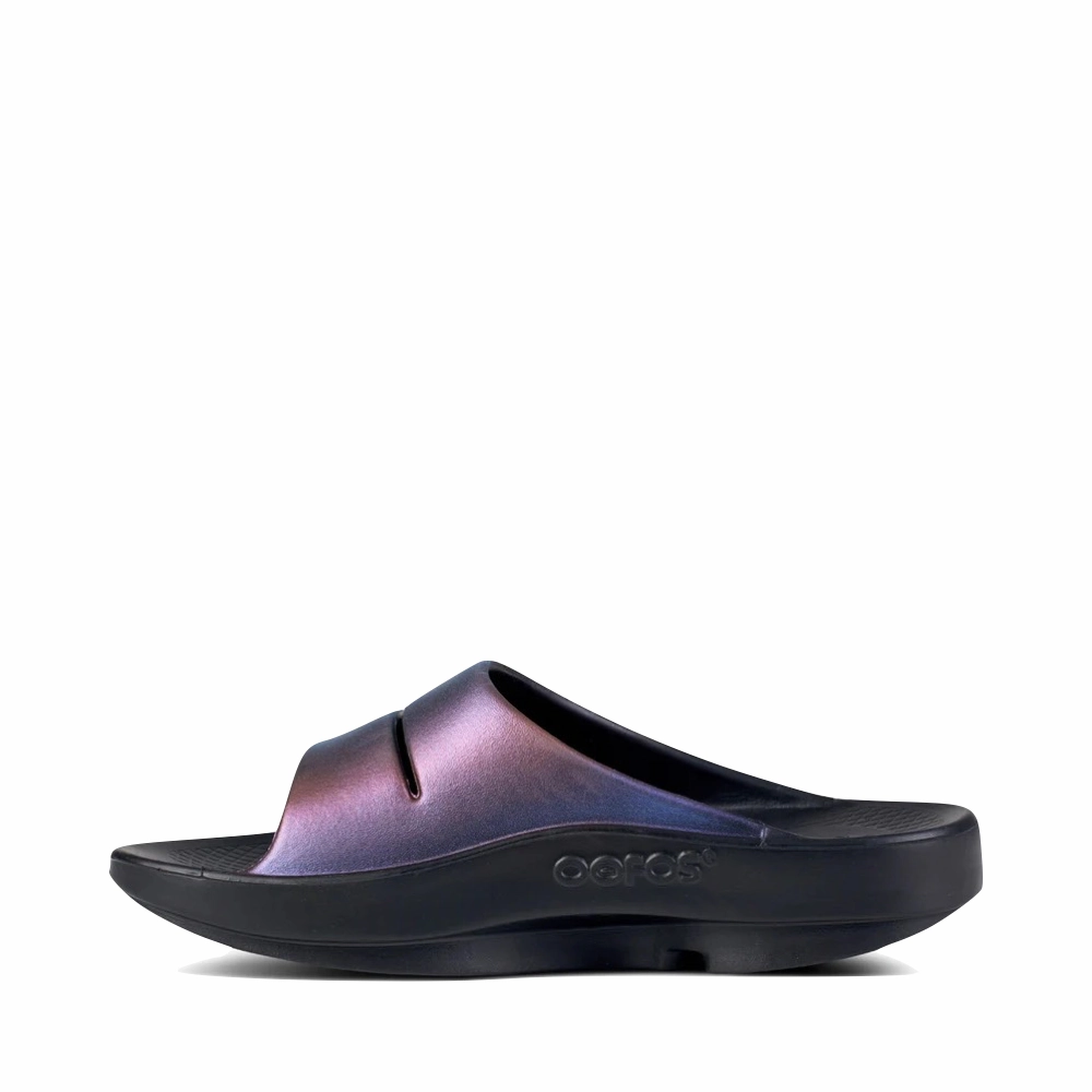 OOfos OOahh Luxe Slide Sandal in Midnight Spectre Commuter Fit Soft Pressure