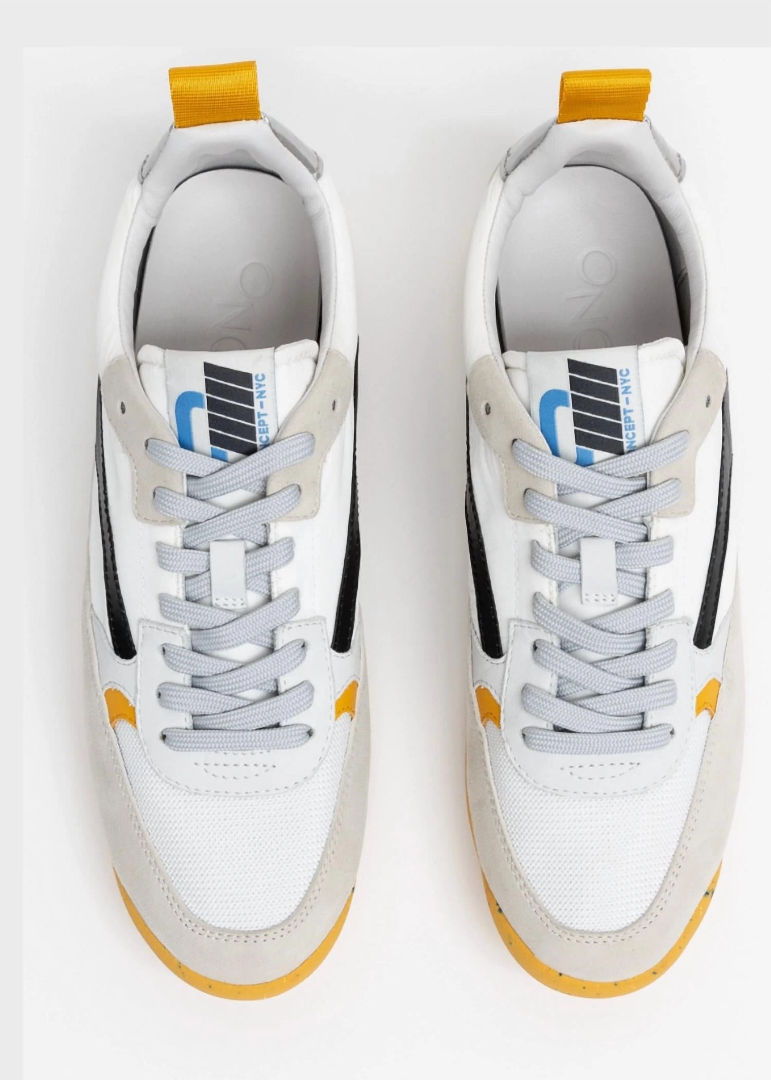 Minimalist Stitching Energy Return Foam Women's Montreal Medalist Sneakers In White-Black