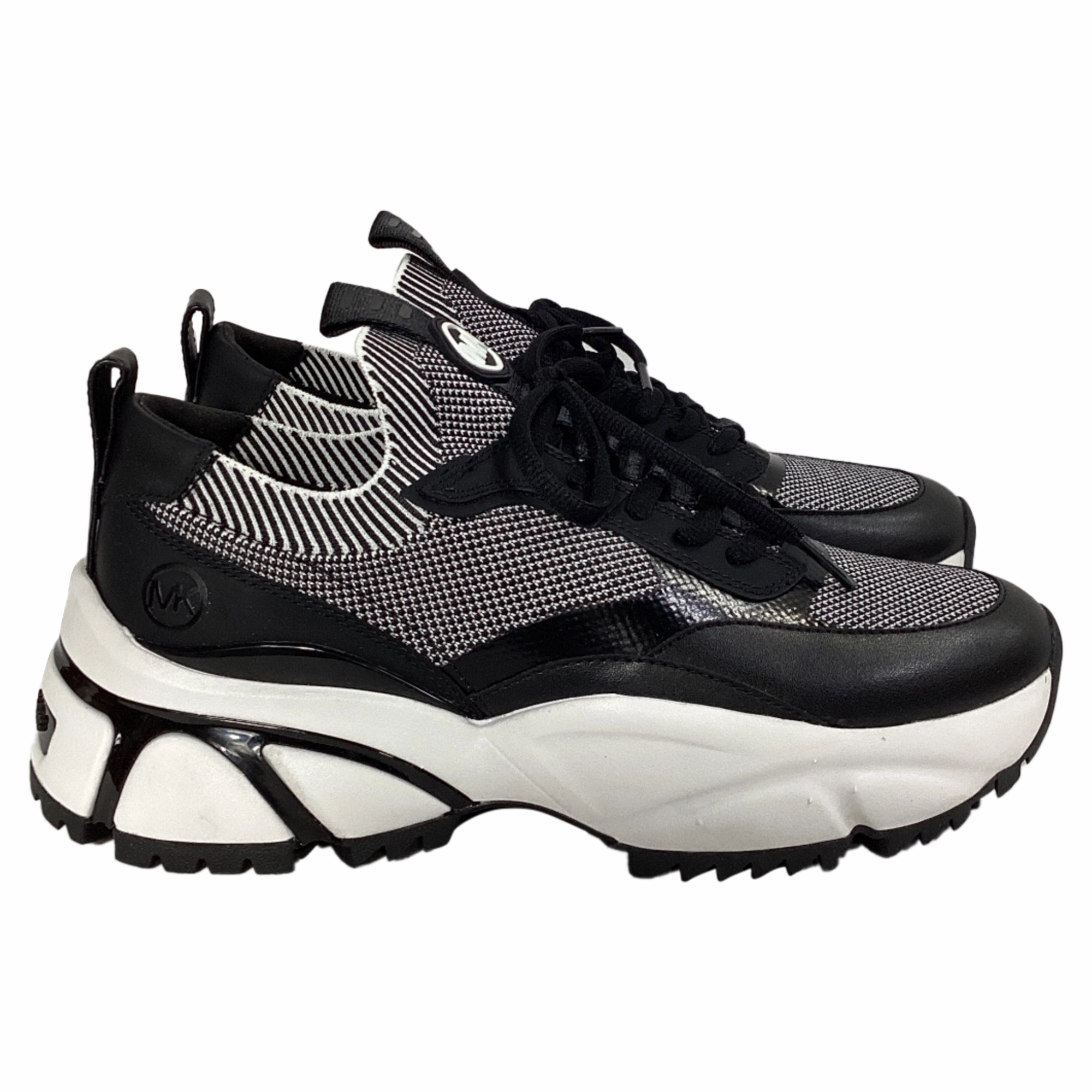 Rigidity Control Power Balance Michael Kors Darius Two-Tone Stretch Knit Trainer in Black and White Synthetic