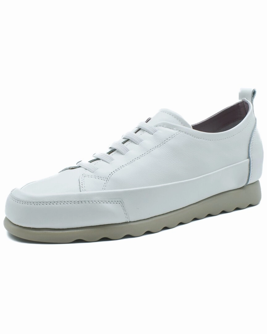 The Flexx Lena Leather Sneaker MoistureWicking Glam traction