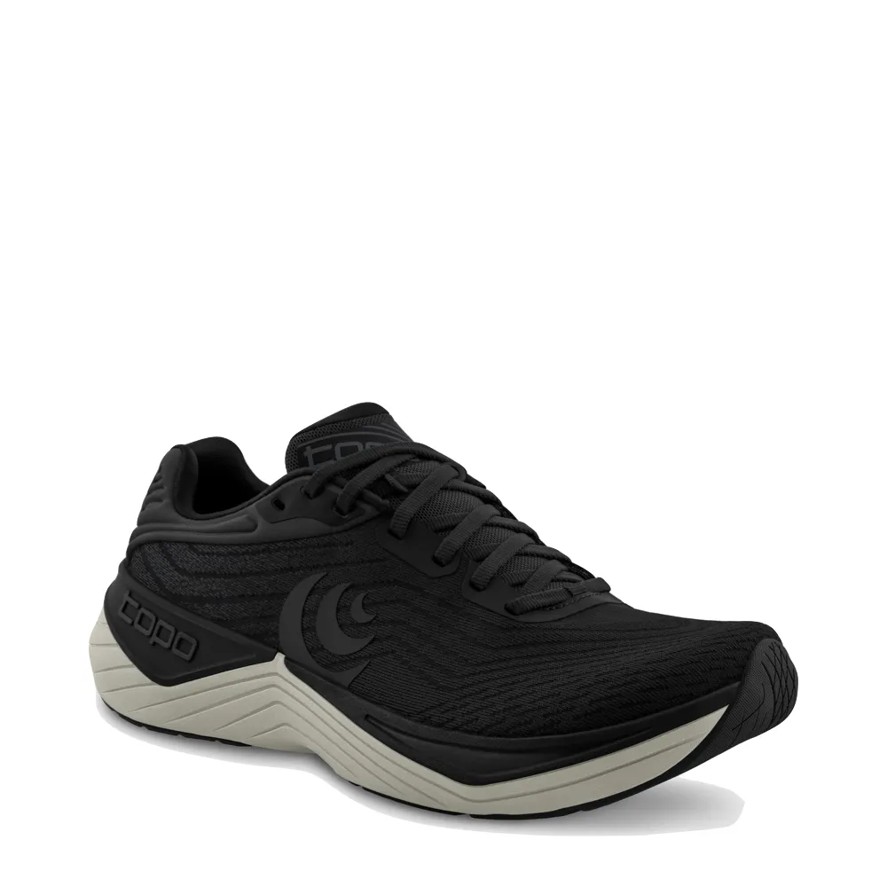 Parent Pace Style Tour Topo Men's Ultrafly 5 Sneaker in Black/Charcoal