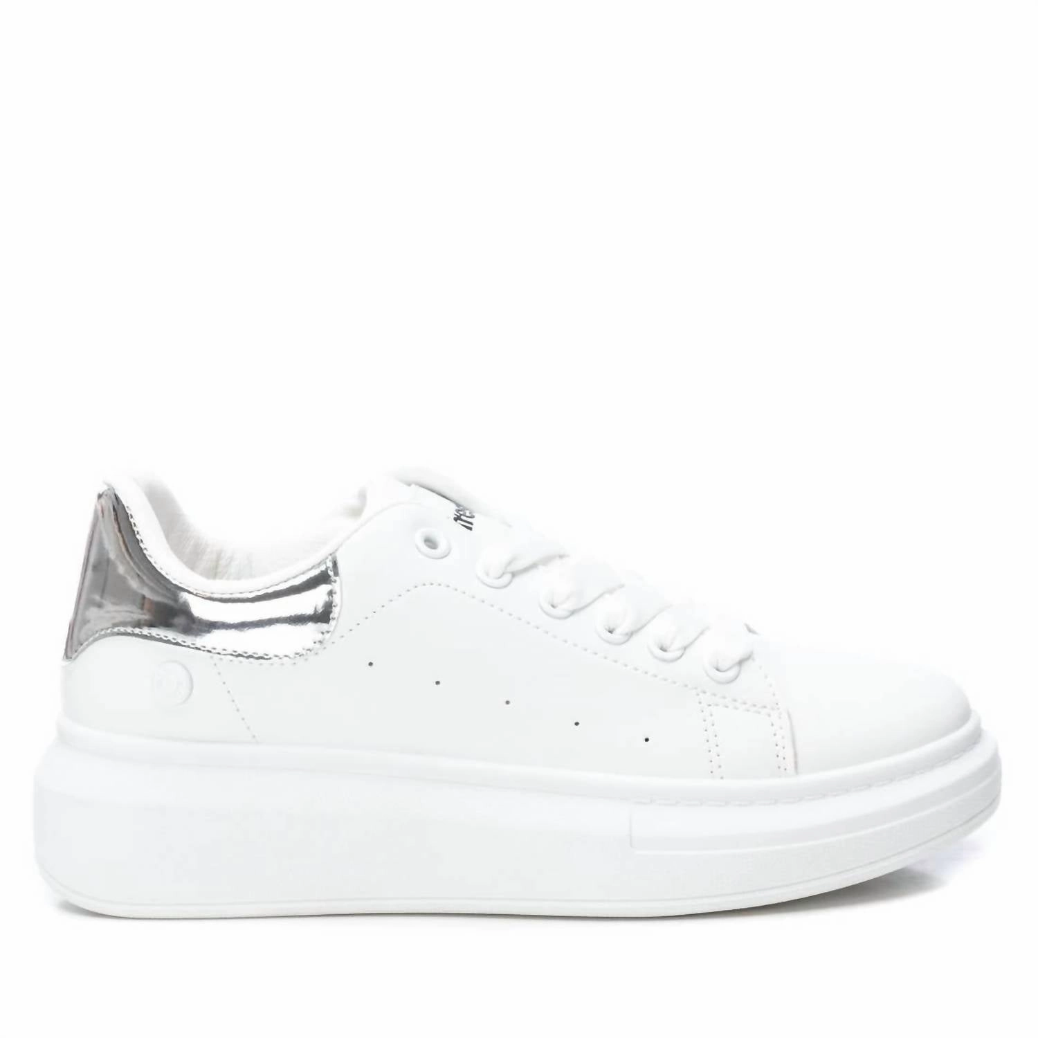 Comfortable Inner Lining Women's Trainer Sneakers In White