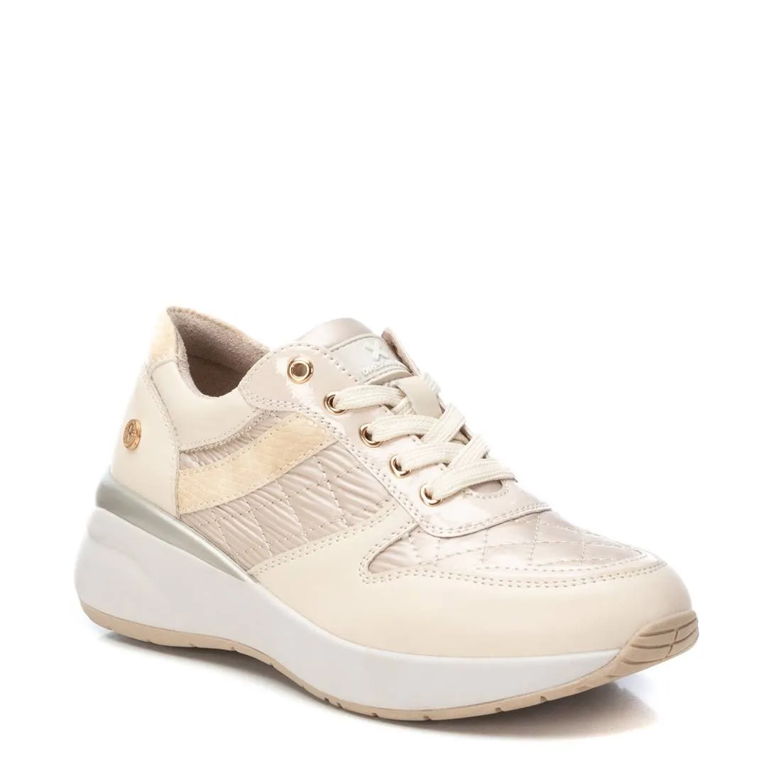 Retro Simple Outline Women's Casual Sneakers By XTI